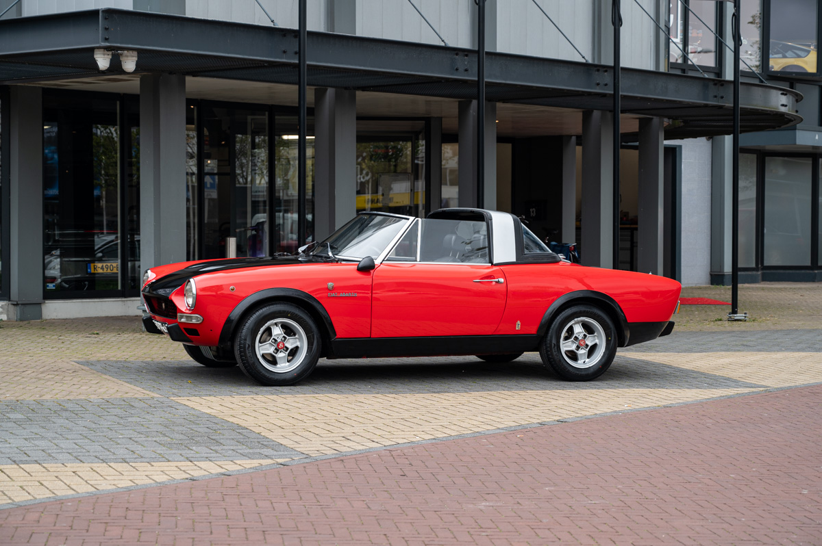 Fiat 124 Spider Abarth