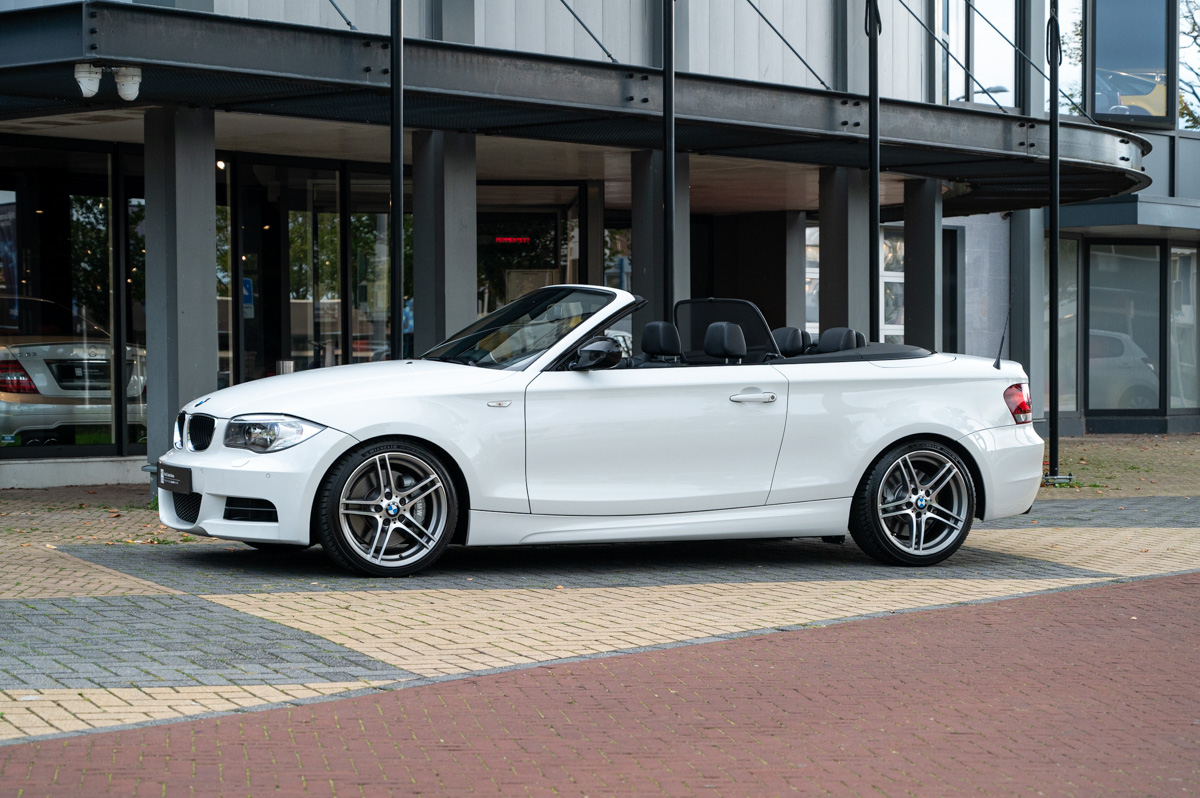 BMW 1-Serie 135I 135i Cabriolet M-Sport