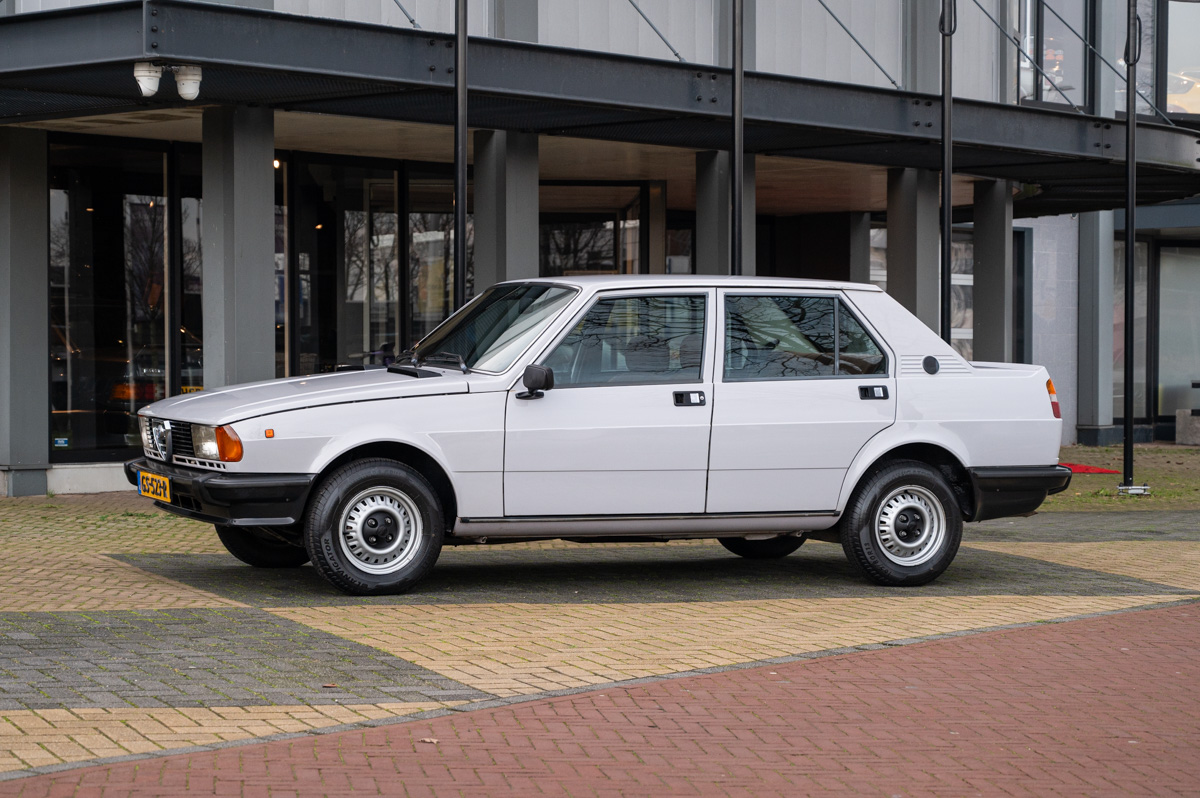 Alfa Romeo Giulietta 1978 verkocht door HooG Selections