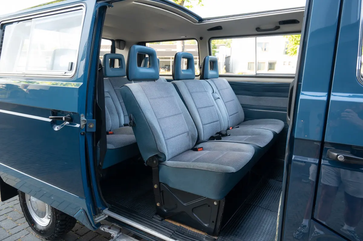 car_22_1781964494_4130.webp