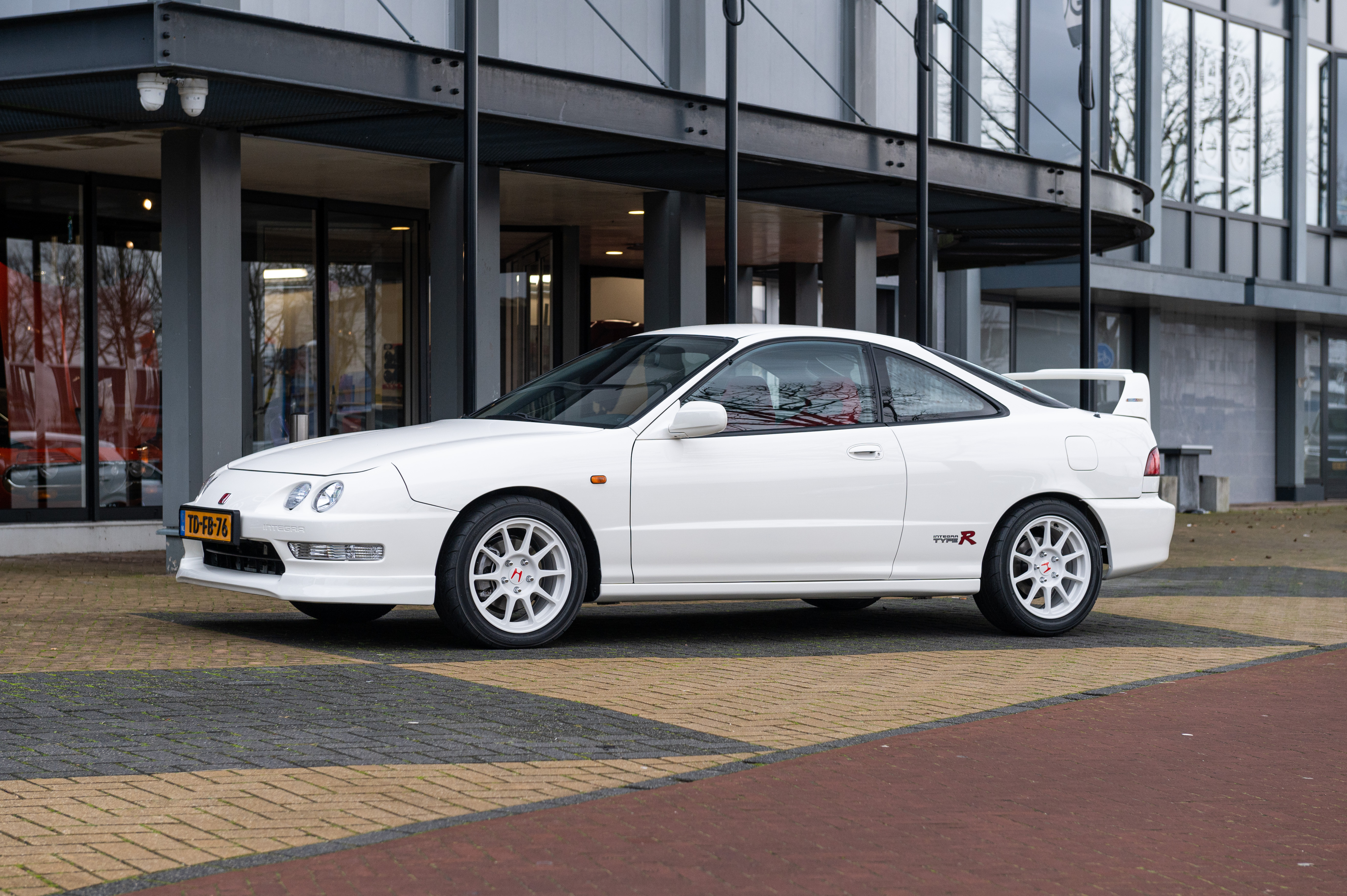 Honda Integra 1998 verkocht door HooG Selections