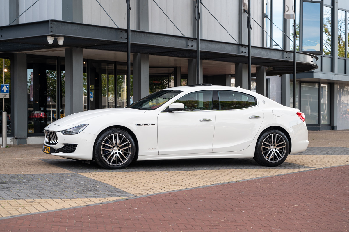 Maserati Ghibli 3.0 V6 GranLusso