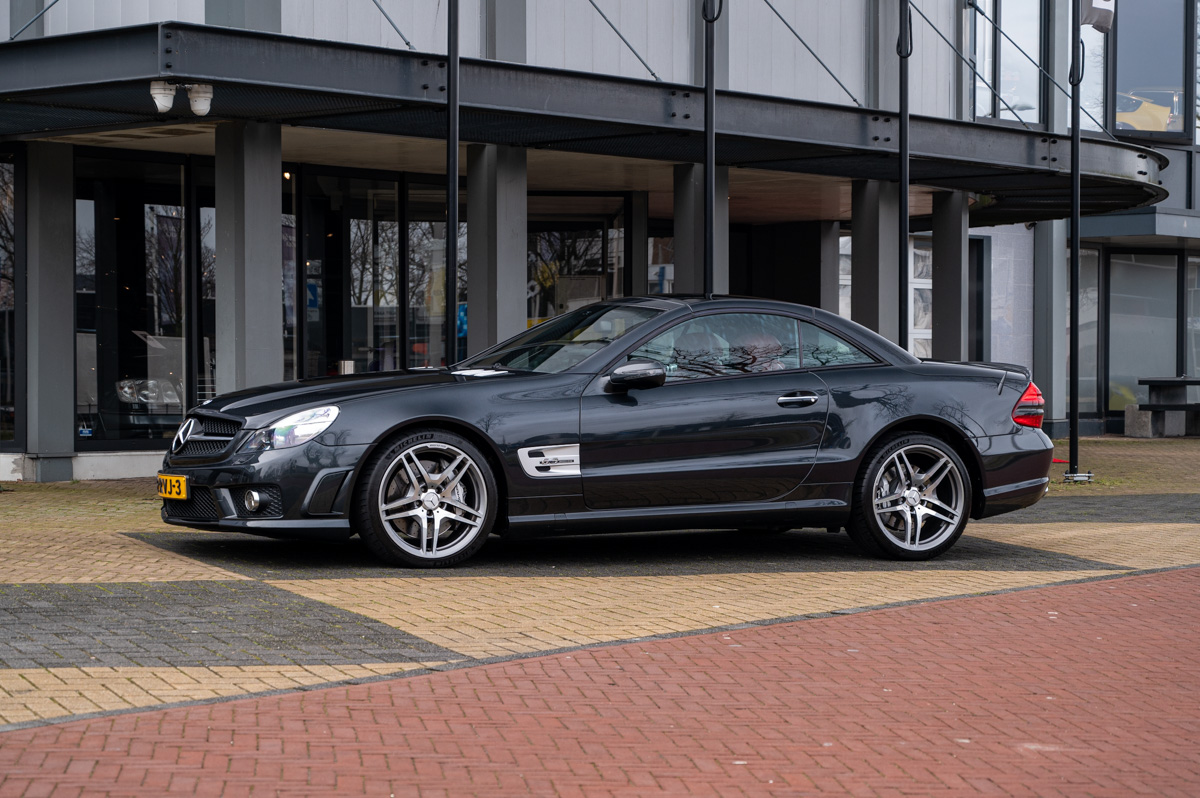 Mercedes-Benz SL-Klasse 2011 verkocht door HooG Selections