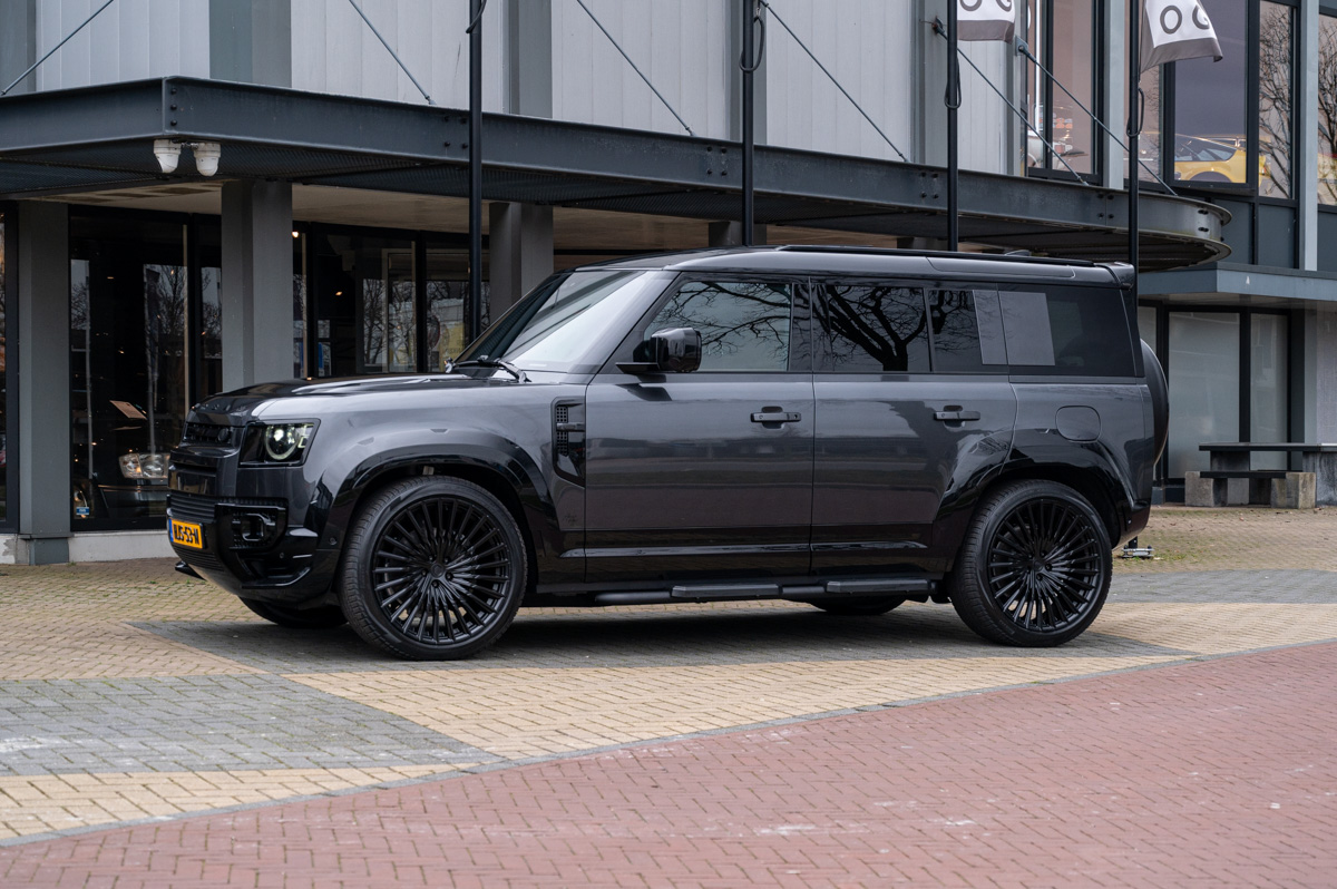 Land Rover Defender 2026 verkocht door HooG Selections
