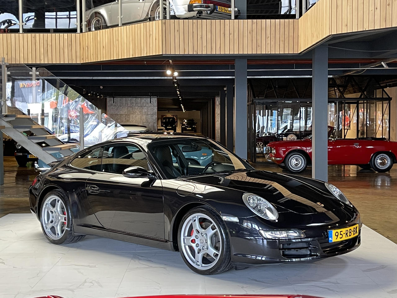 Porsche 911 Carrera verkocht door HooG Selections