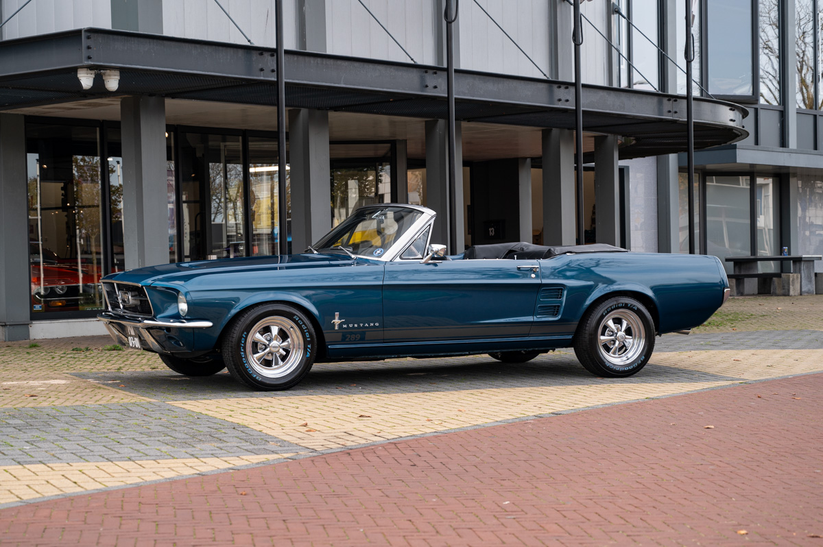 Ford Mustang 1967 verkocht door HooG Selections