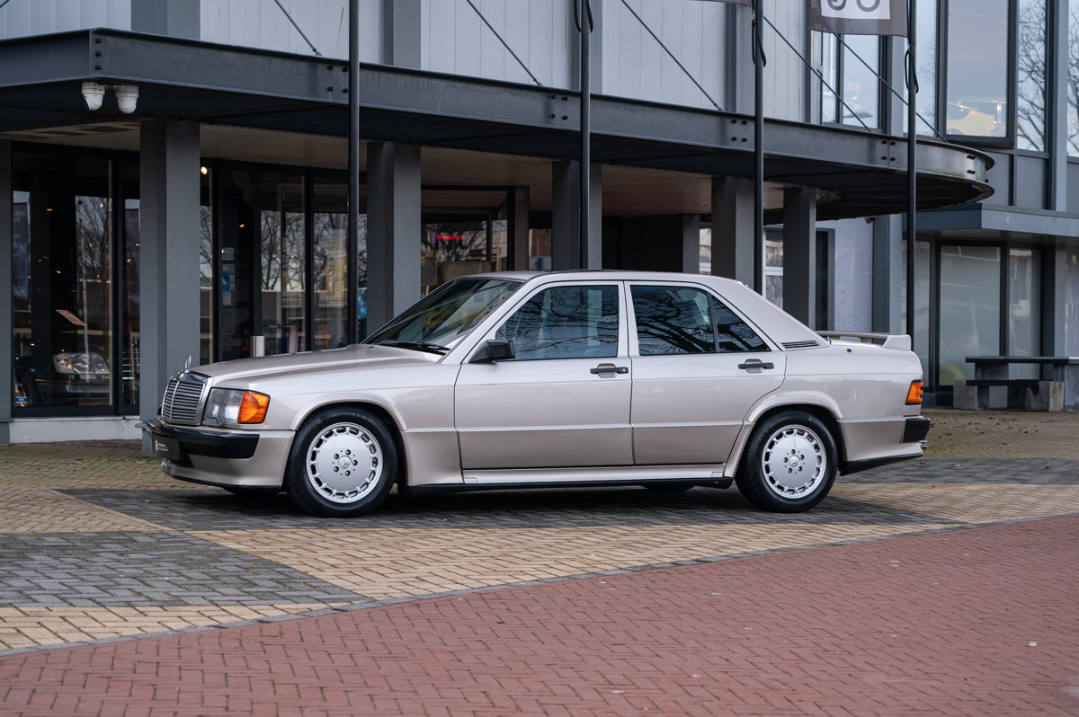 Mercedes-Benz 190-Serie E 2.3-16
